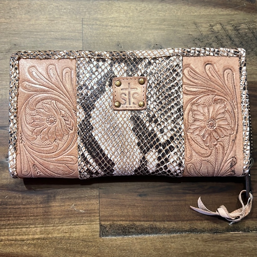STS Ranch wallet